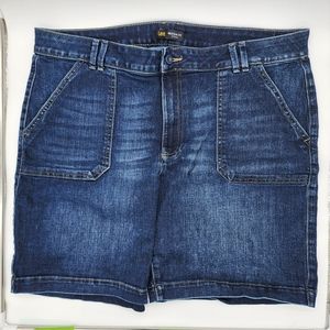 Lee Regular Fit Mid Rise Jean Shorts Size 18W